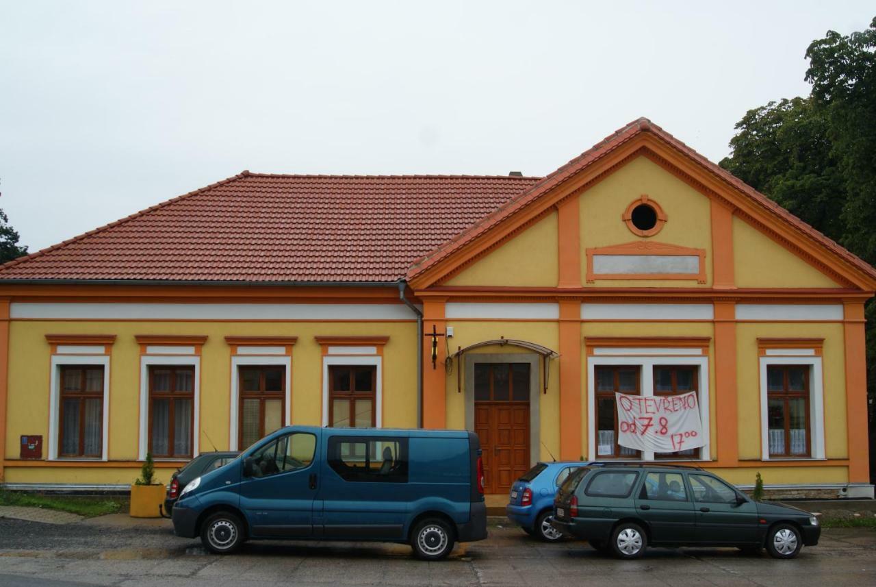 Ubytovani U Tajcu Dolni Berkovice Exterior photo